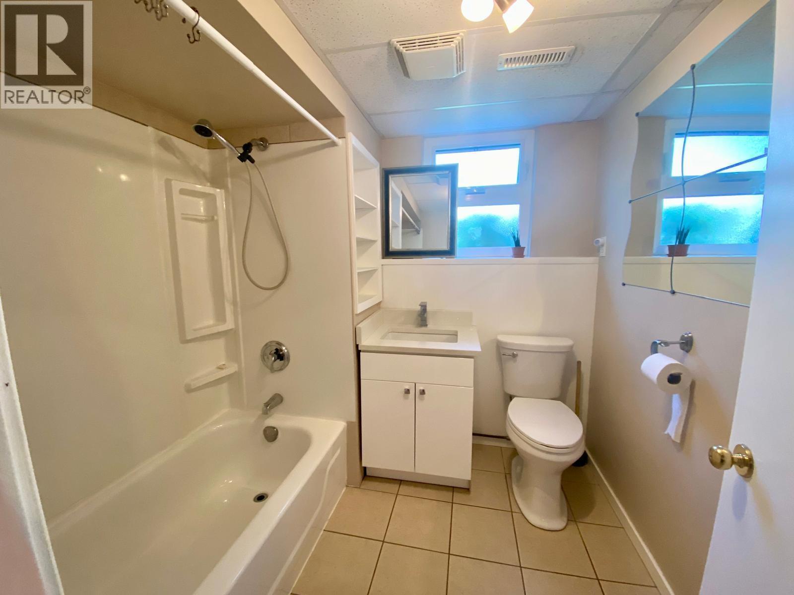 21776 Mountainview Crescent, Maple Ridge, British Columbia  V2X 3V1 - Photo 32 - R3057474