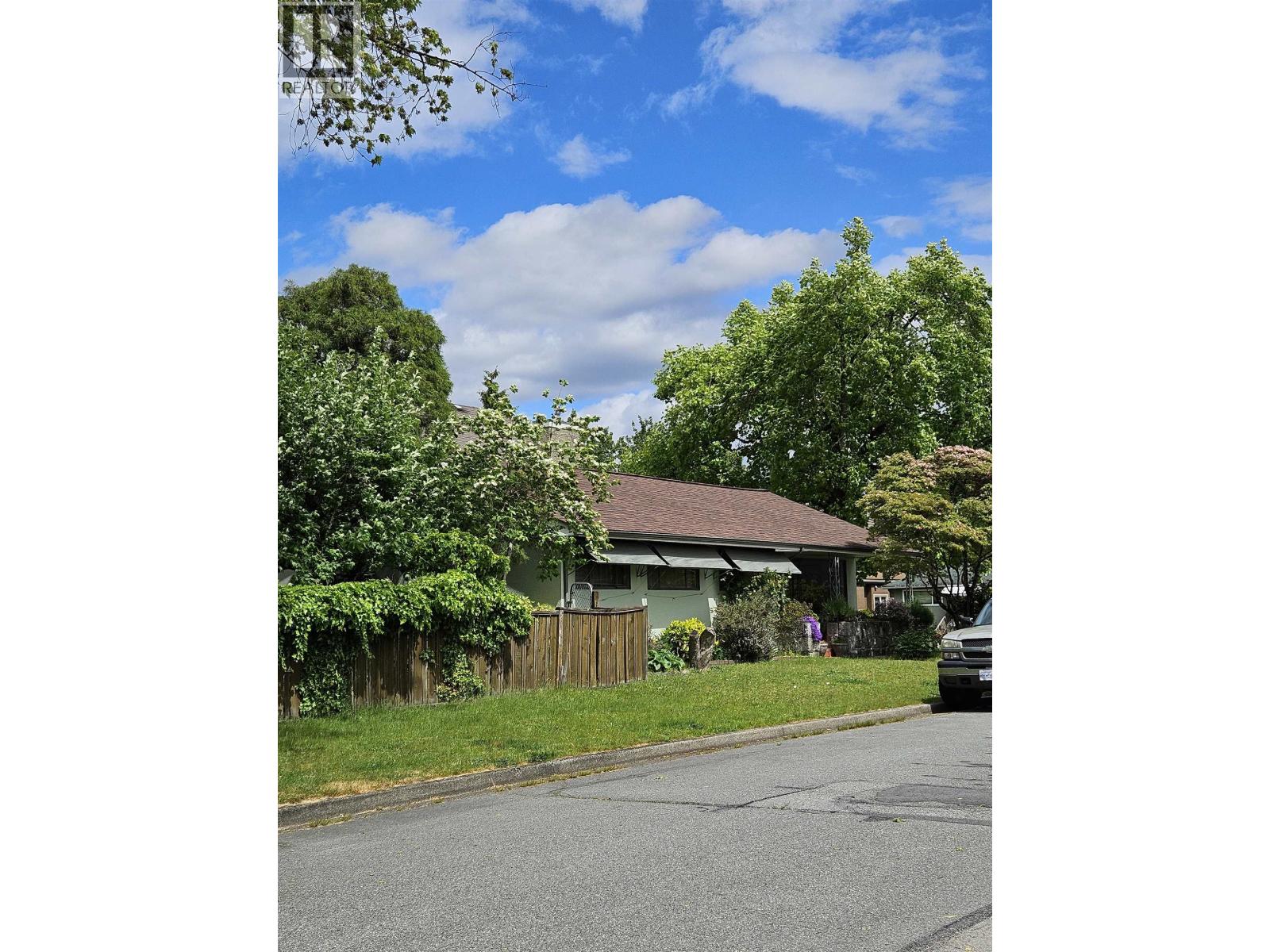 3625 E 24TH AVENUE, Vancouver, British Columbia