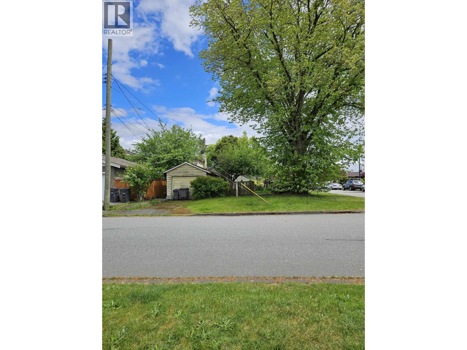 3625 E 24th Avenue, Vancouver, British Columbia  V5R 1G9 - Photo 2 - R3057490