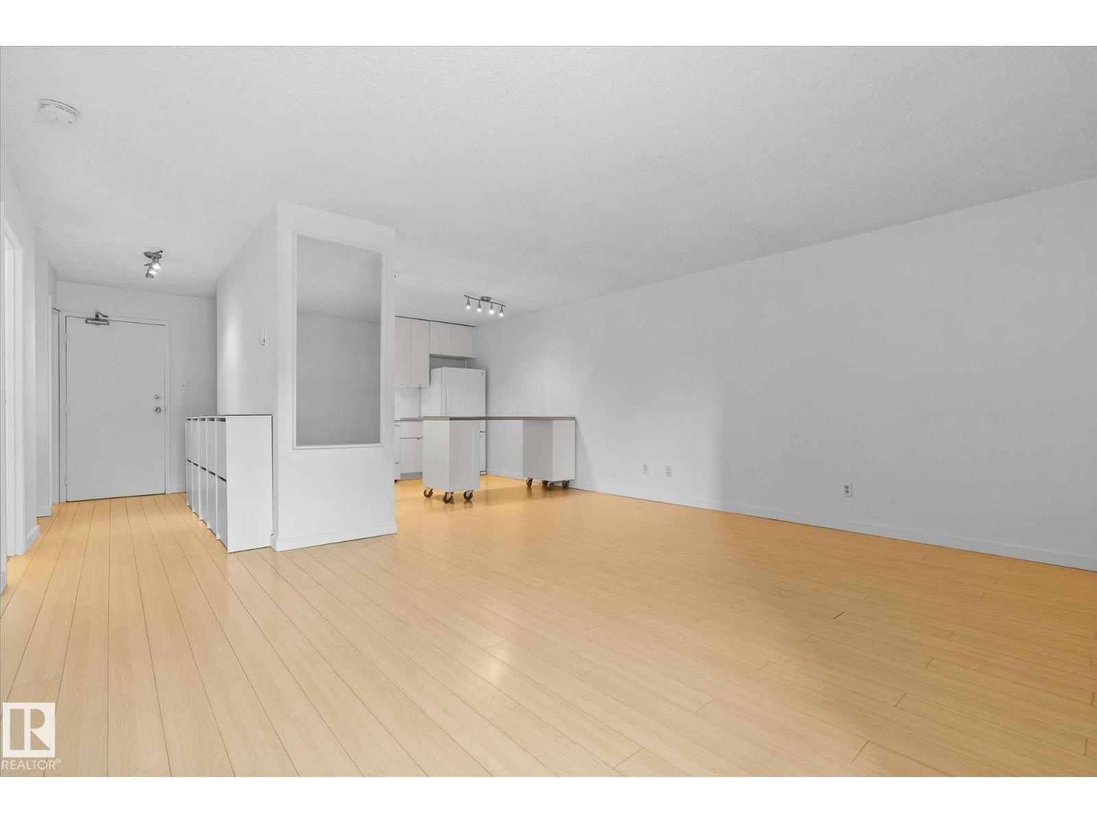 #104 10175 114 St Nw, Edmonton, Alberta  T5K 2L4 - Photo 10 - E4461722