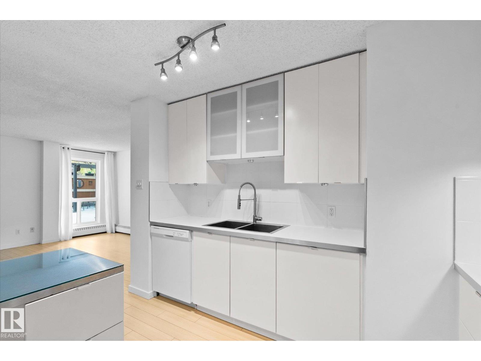 #104 10175 114 St Nw, Edmonton, Alberta  T5K 2L4 - Photo 16 - E4461722