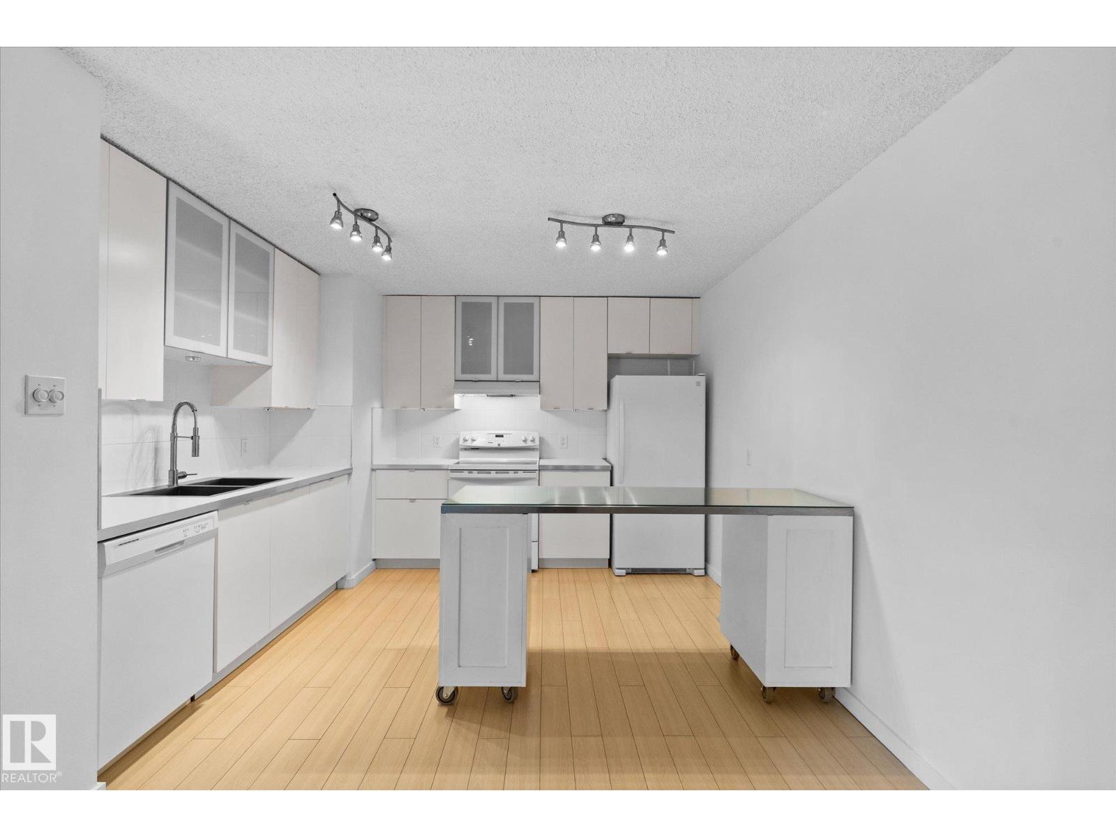 #104 10175 114 St Nw, Edmonton, Alberta  T5K 2L4 - Photo 20 - E4461722