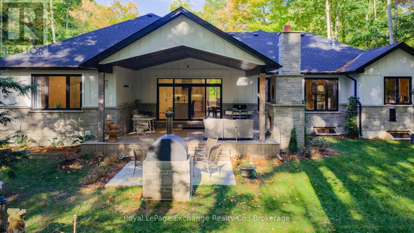 44 Blairs Trail N, Huron-Kinloss, Ontario  N2Z 2X3 - Photo 45 - X12456657