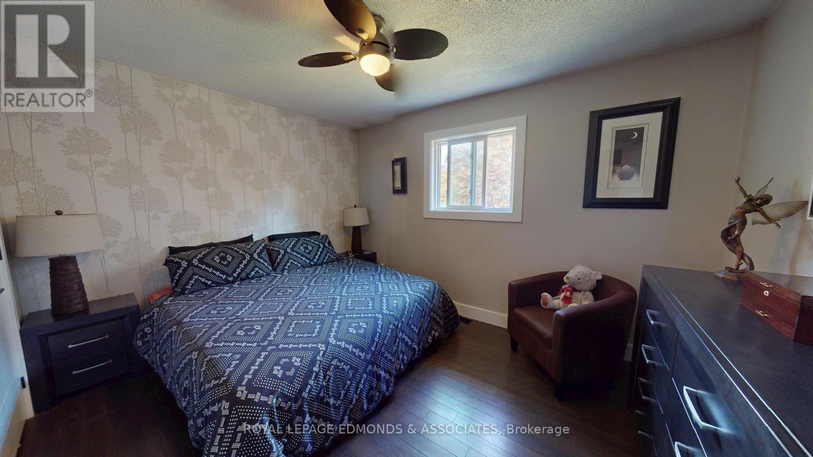 517 Abbie Lane, Petawawa, Ontario  K8H 3P9 - Photo 15 - X12457134