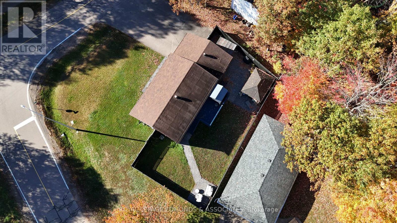 517 Abbie Lane, Petawawa, Ontario  K8H 3P9 - Photo 40 - X12457134