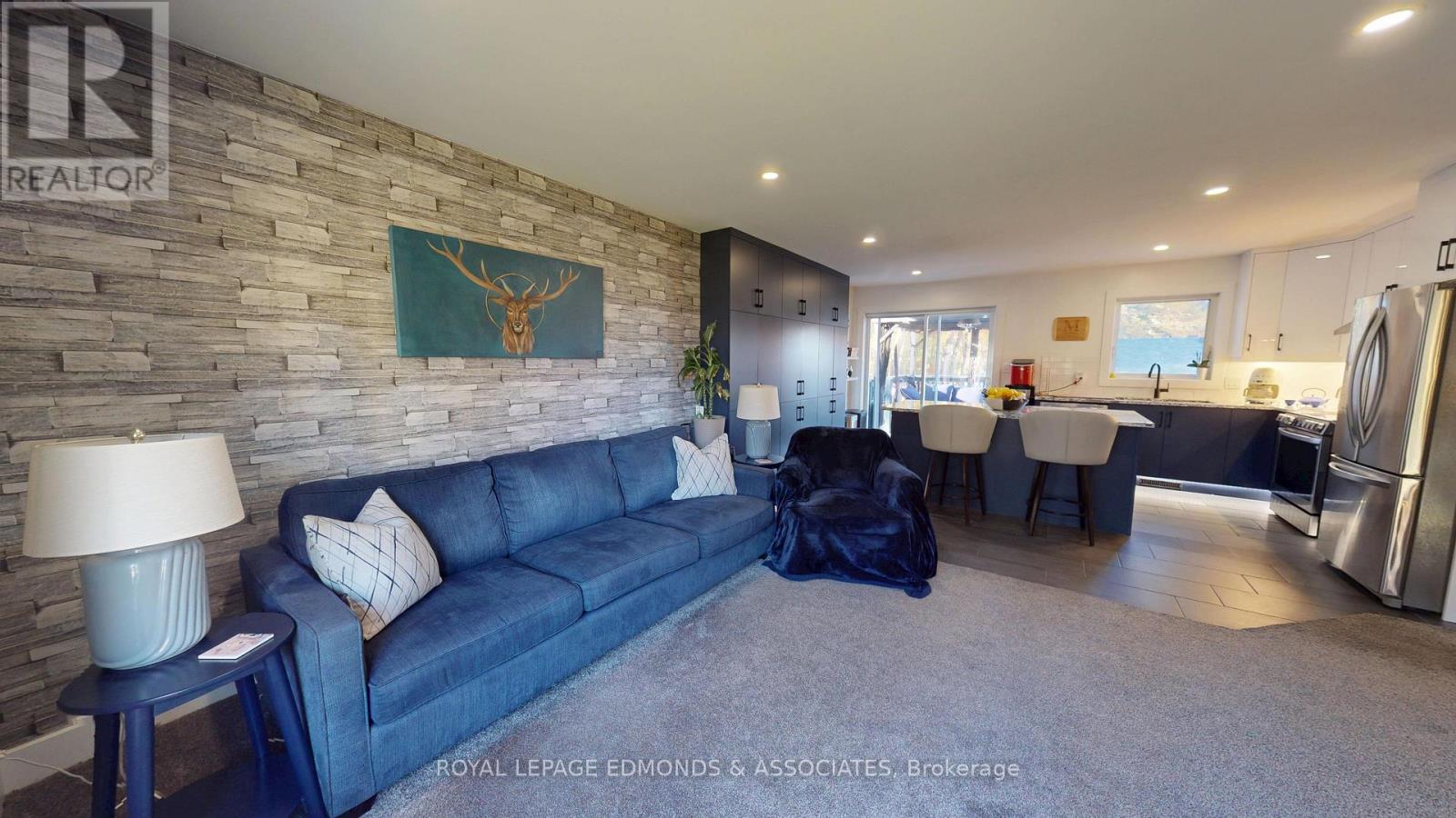 517 Abbie Lane, Petawawa, Ontario  K8H 3P9 - Photo 8 - X12457134