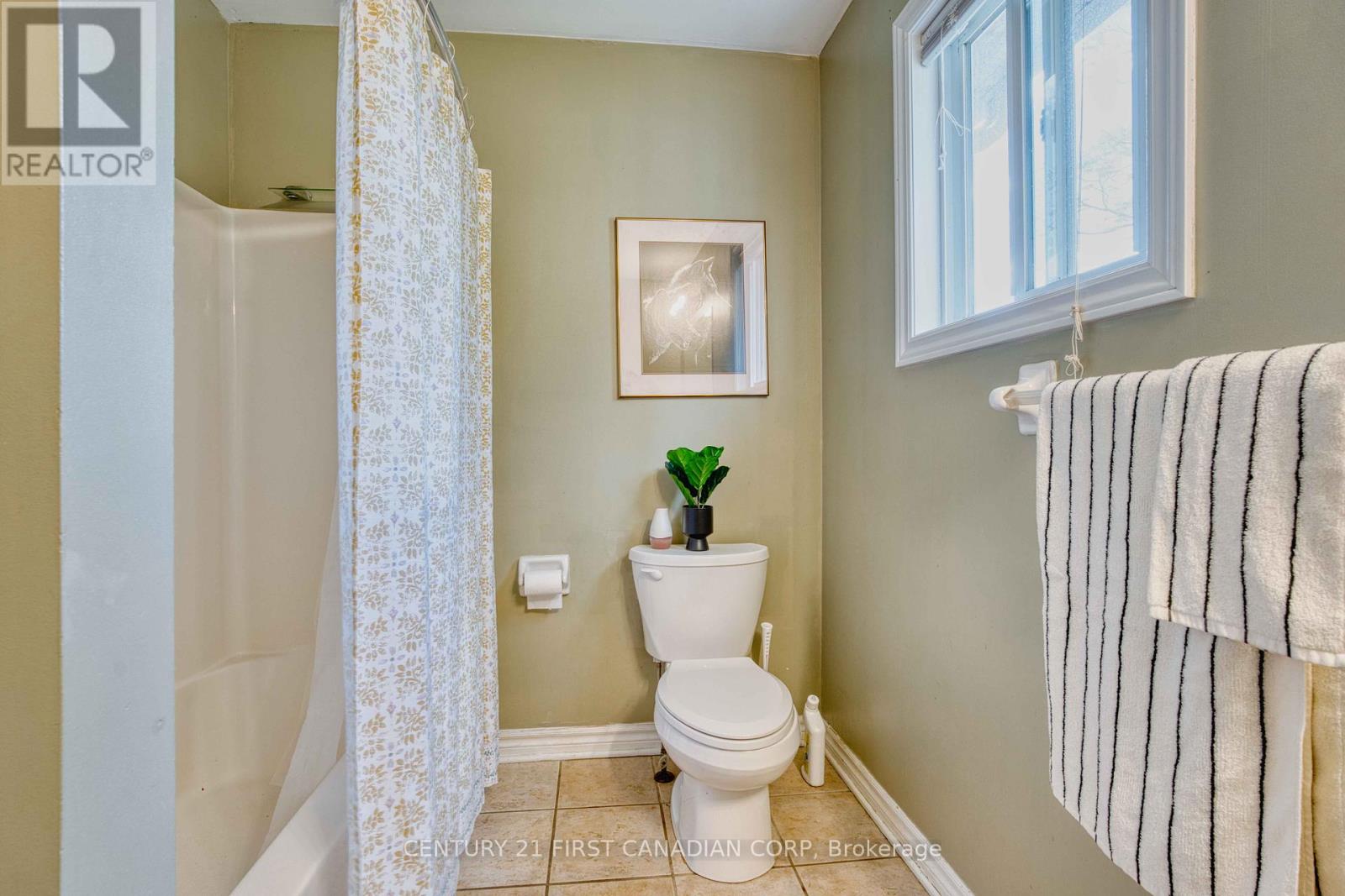 581 Forest Creek Place, London East, Ontario  N5Y 5T7 - Photo 29 - X12454144