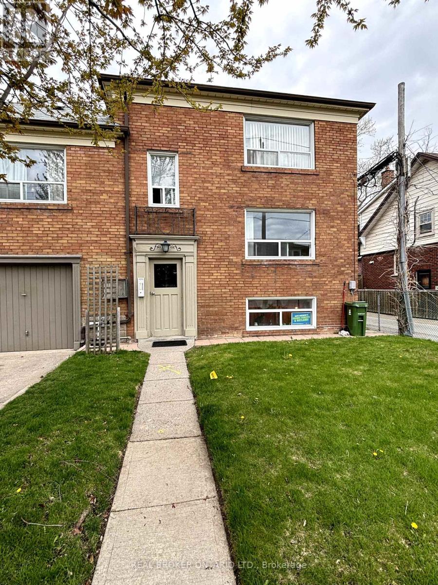 C - 204 O'CONNOR DRIVE, Toronto, Ontario