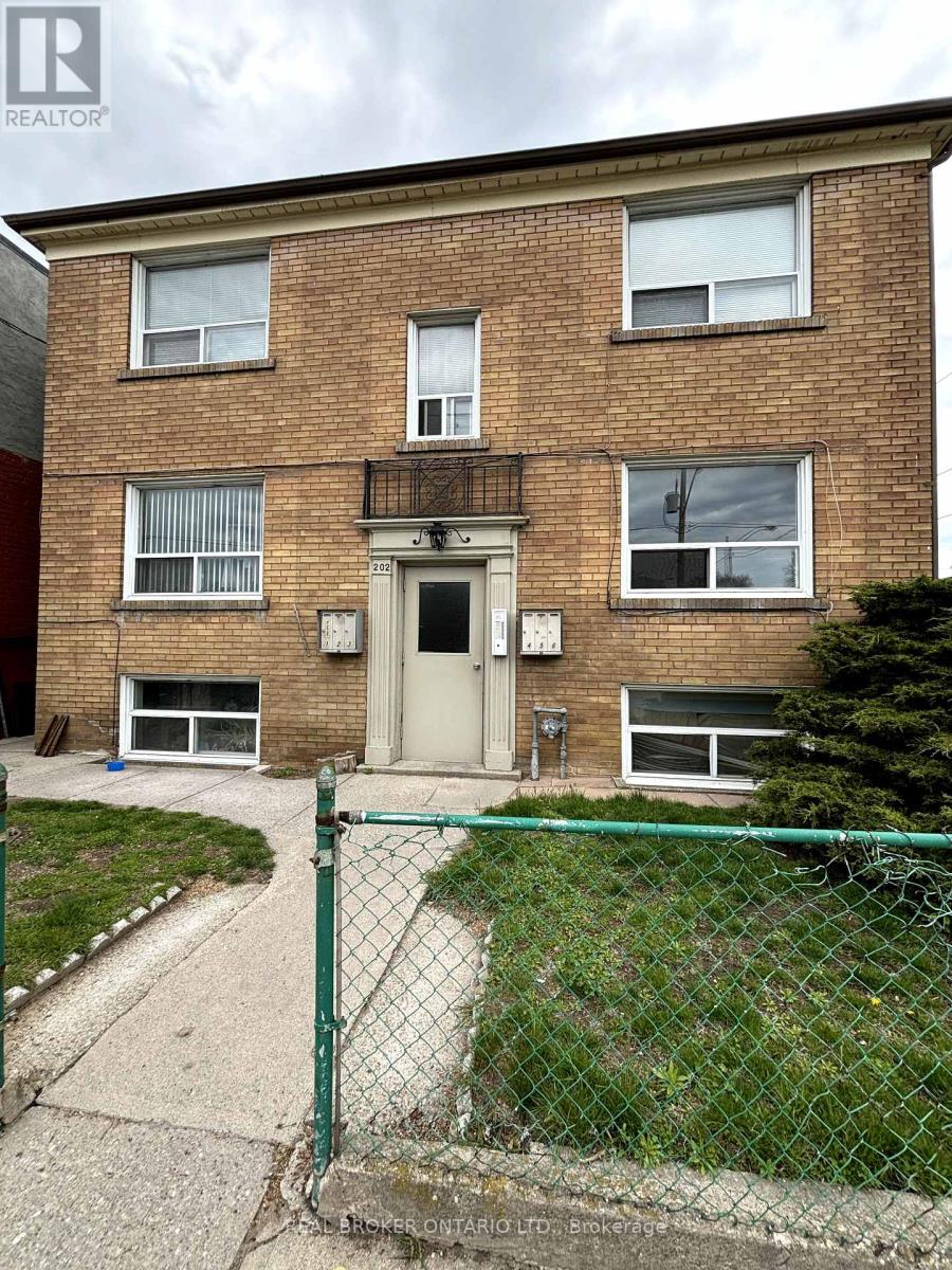 C - 204 O'connor Drive, Toronto, Ontario  M4J 2T1 - Photo 2 - E12457234