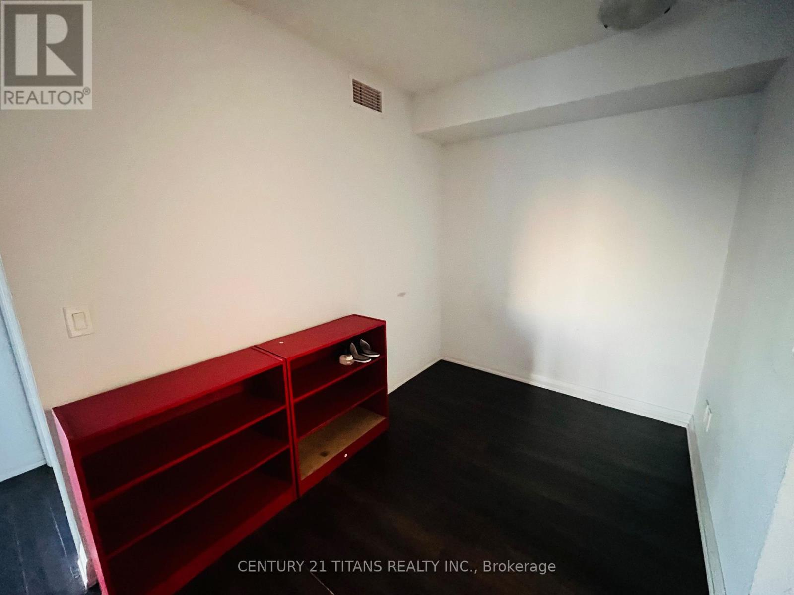 612 - 30 Meadowglen Place, Toronto, Ontario  M1G 0A6 - Photo 11 - E12457242