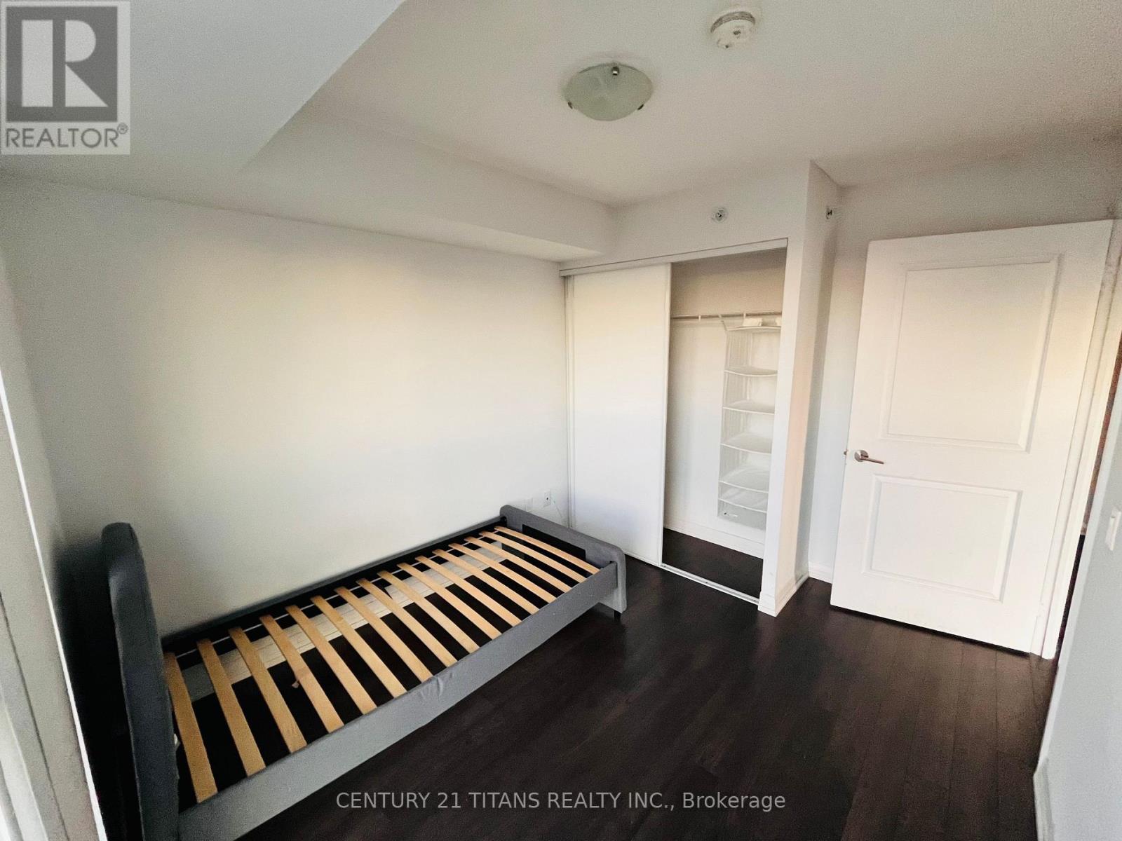 612 - 30 Meadowglen Place, Toronto, Ontario  M1G 0A6 - Photo 9 - E12457242