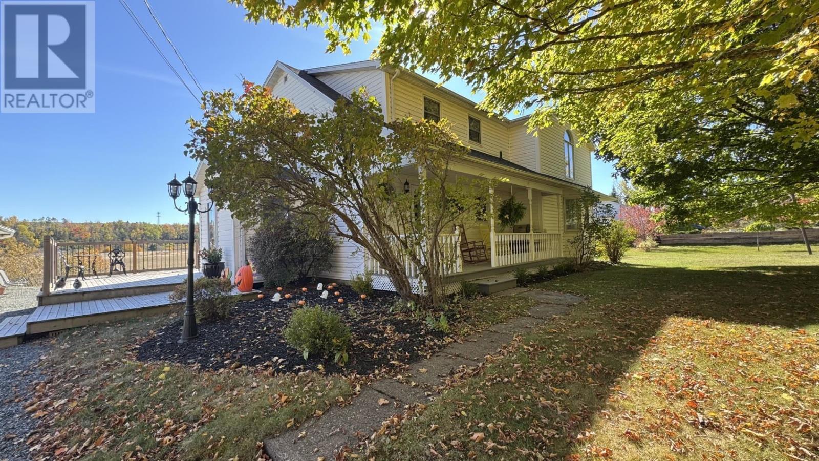 489 SALMON RIVER Road, Valley, Nova Scotia