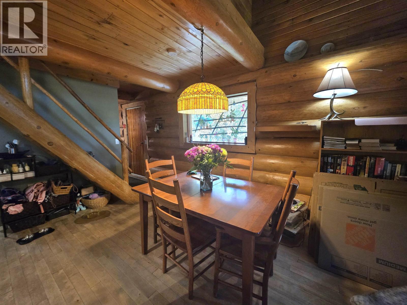 7008 York Drive, Vanderhoof, British Columbia  V0J 3A1 - Photo 9 - R3057377