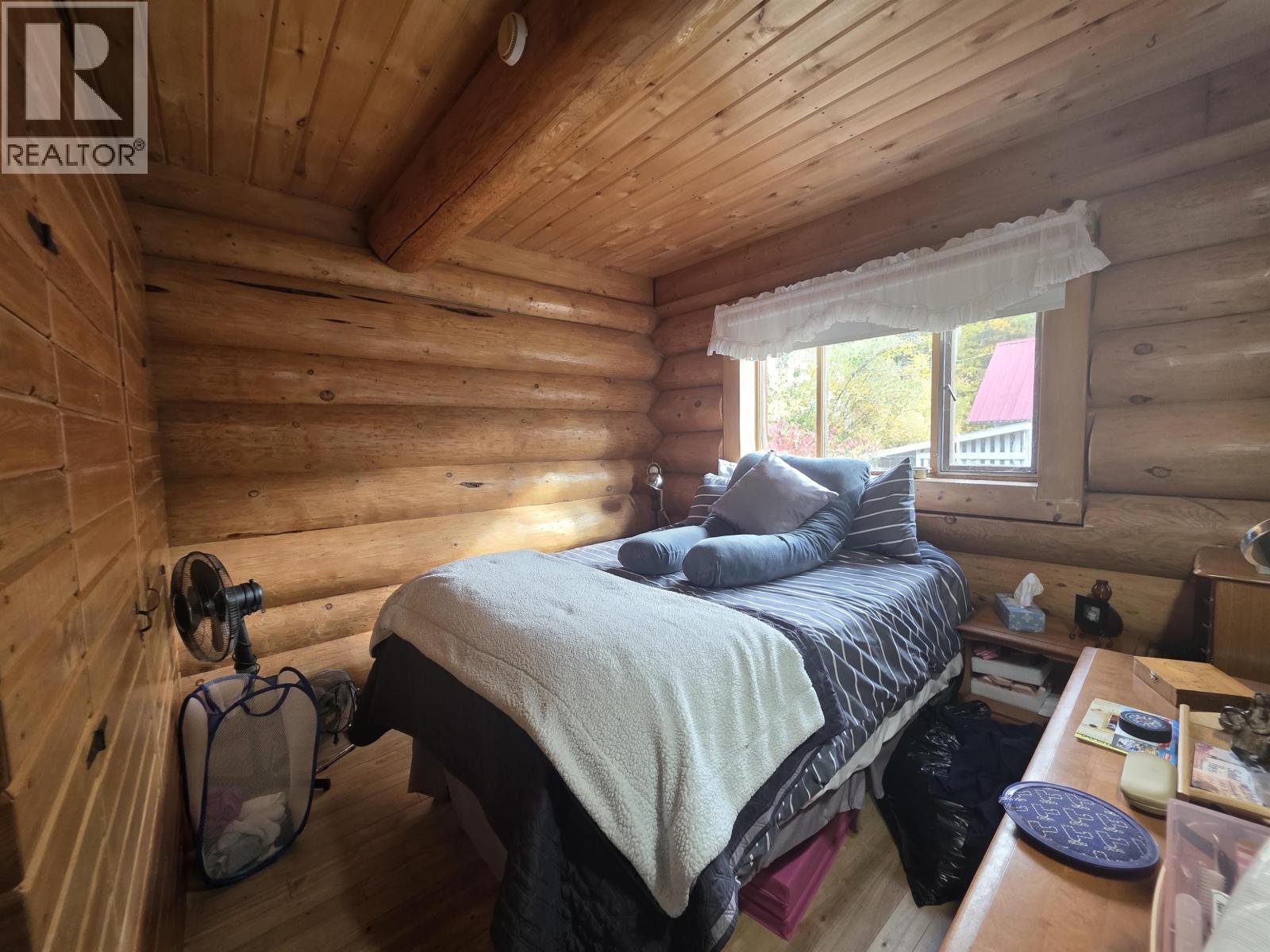 7008 York Drive, Vanderhoof, British Columbia  V0J 3A1 - Photo 7 - R3057377
