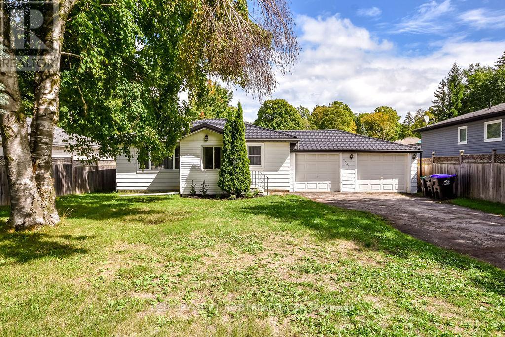2043 ST JOHNS ROAD, Innisfil, Ontario