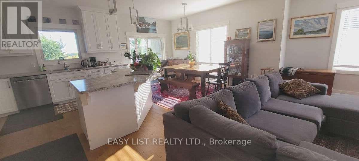 57 Chestnut Hill Crescent, Arran-Elderslie, Ontario  N0H 2N0 - Photo 18 - X12404327