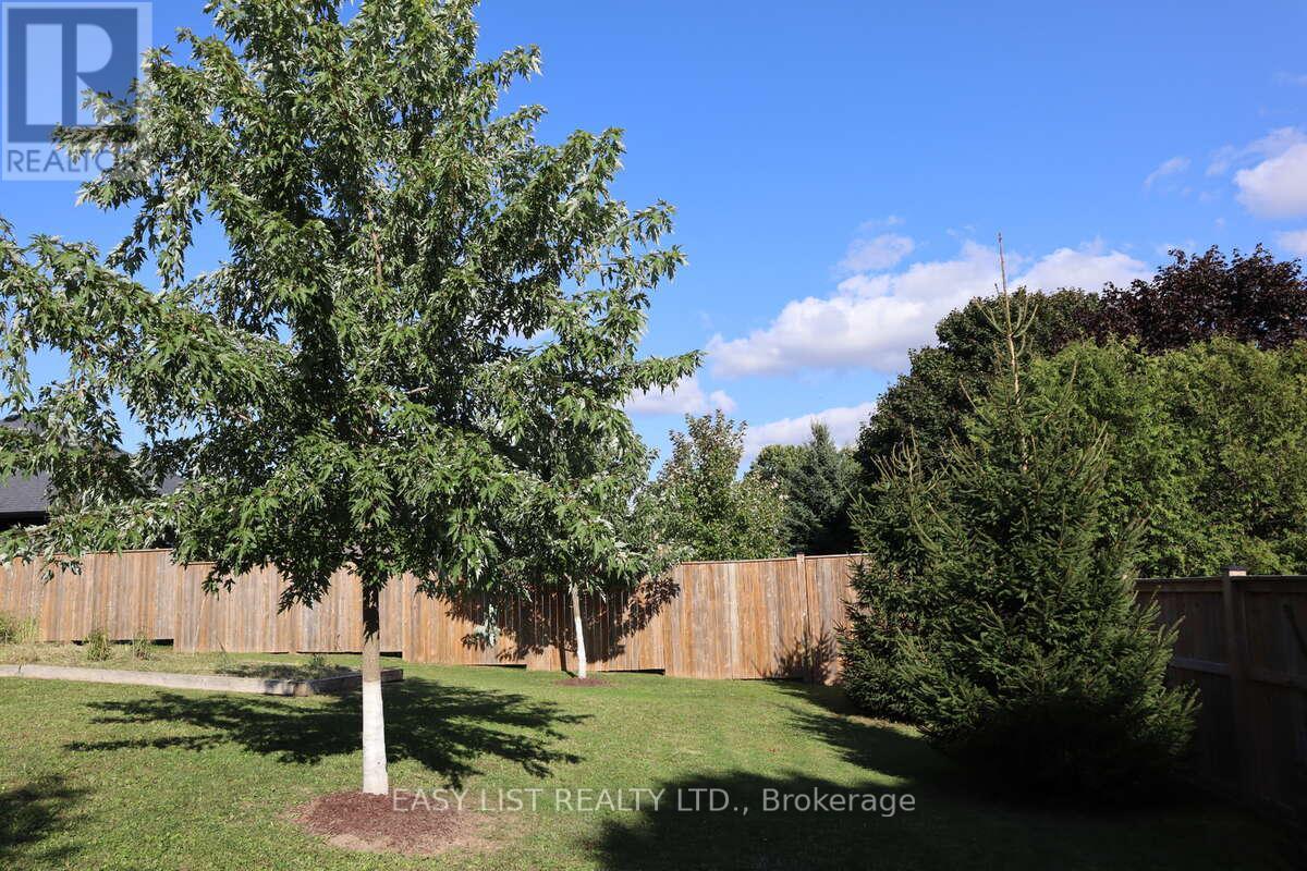 57 Chestnut Hill Crescent, Arran-Elderslie, Ontario  N0H 2N0 - Photo 16 - X12404327