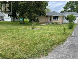335 ROBSON ROAD, Windsor, Ontario
