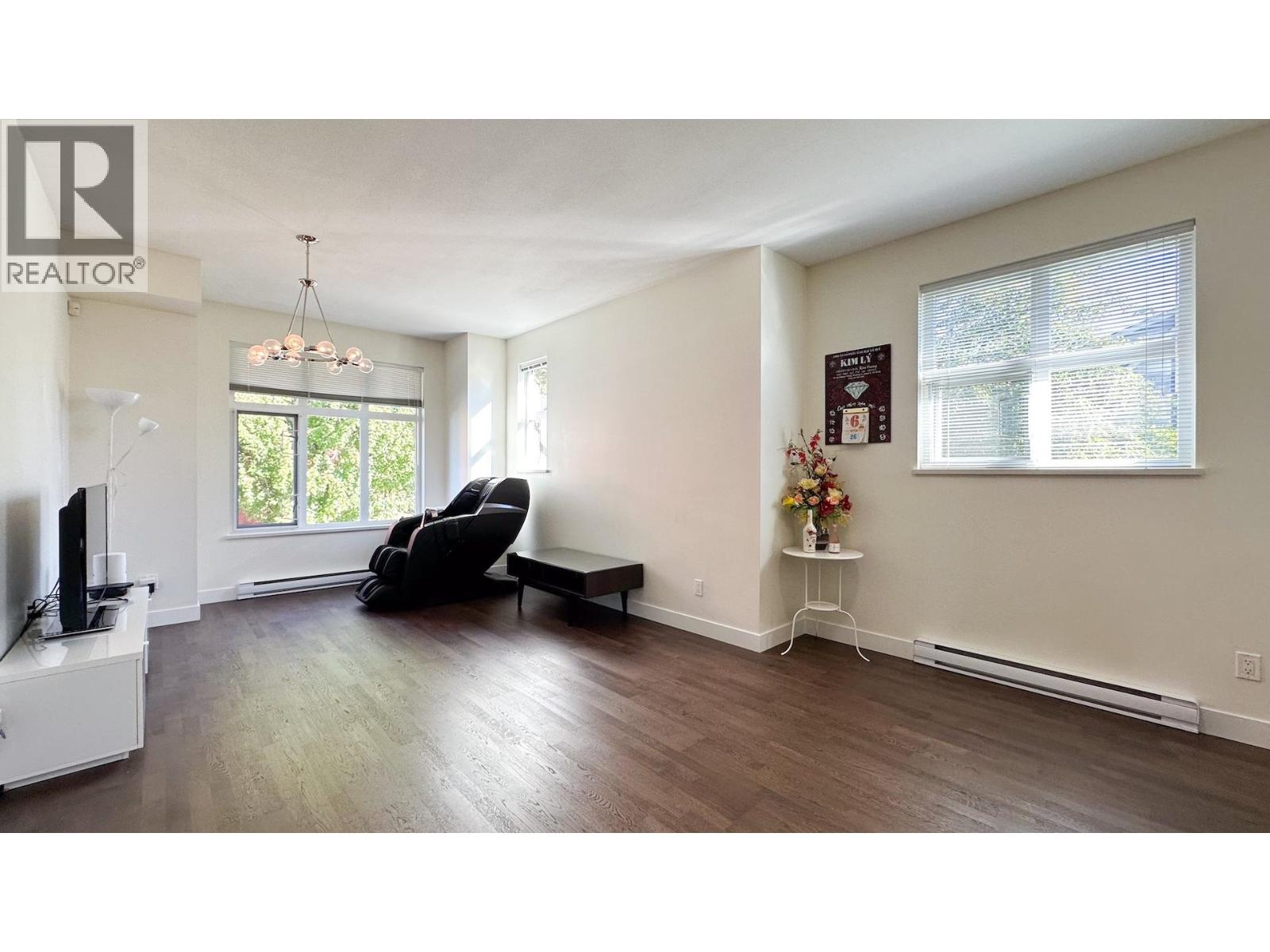 1101 8485 New Haven Close, Burnaby, British Columbia  V5J 0B7 - Photo 3 - R3057443