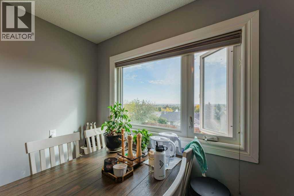 14 Macewan Park Road Nw, Calgary, Alberta  T3K 3g5 - Photo 10 - A2262155