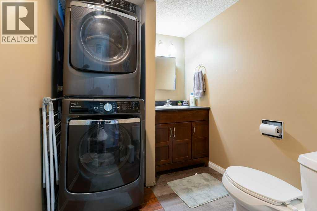 14 Macewan Park Road Nw, Calgary, Alberta  T3K 3g5 - Photo 11 - A2262155