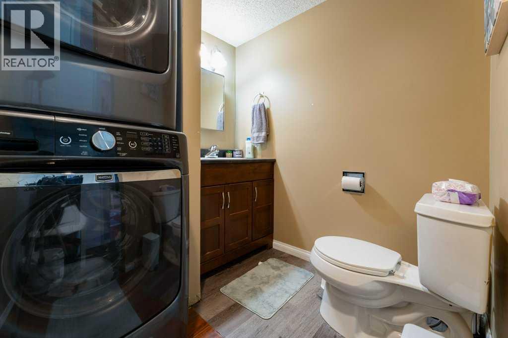 14 Macewan Park Road Nw, Calgary, Alberta  T3K 3g5 - Photo 12 - A2262155