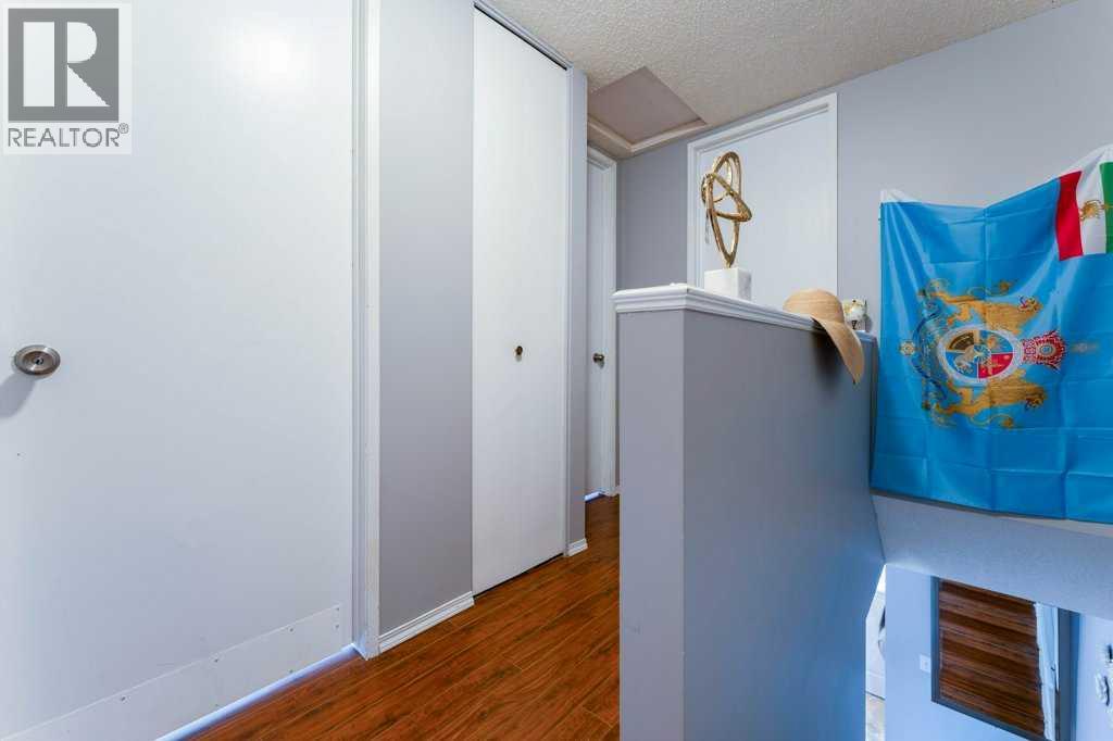 14 Macewan Park Road Nw, Calgary, Alberta  T3K 3g5 - Photo 14 - A2262155