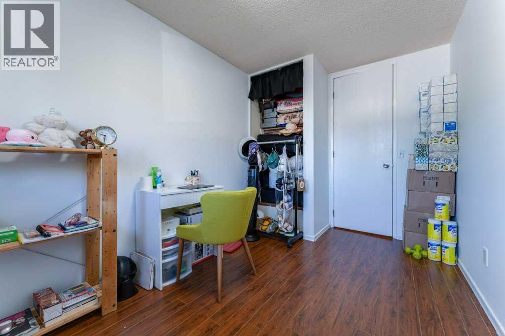 14 Macewan Park Road Nw, Calgary, Alberta  T3K 3g5 - Photo 21 - A2262155