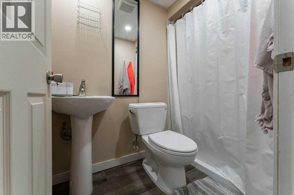 14 Macewan Park Road Nw, Calgary, Alberta  T3K 3g5 - Photo 26 - A2262155