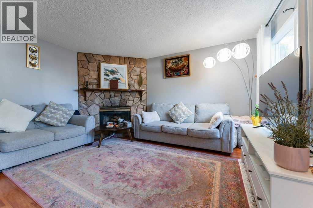 14 Macewan Park Road Nw, Calgary, Alberta  T3K 3g5 - Photo 5 - A2262155
