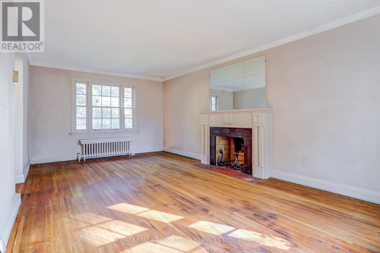25 Ashton Manor, Toronto, Ontario  M8Y 2N6 - Photo 10 - W12457243