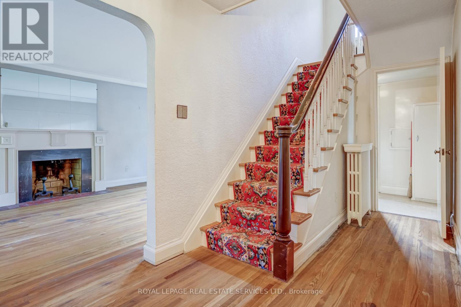 25 Ashton Manor, Toronto, Ontario  M8Y 2N6 - Photo 23 - W12457243