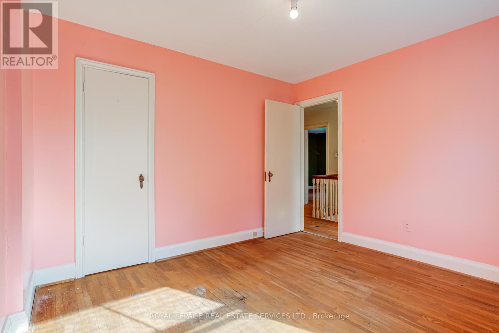25 Ashton Manor, Toronto, Ontario  M8Y 2N6 - Photo 32 - W12457243