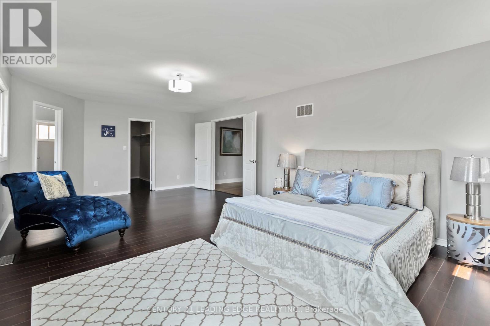 286 Fernforest Drive, Brampton, Ontario  L6R 1B6 - Photo 25 - W12457244