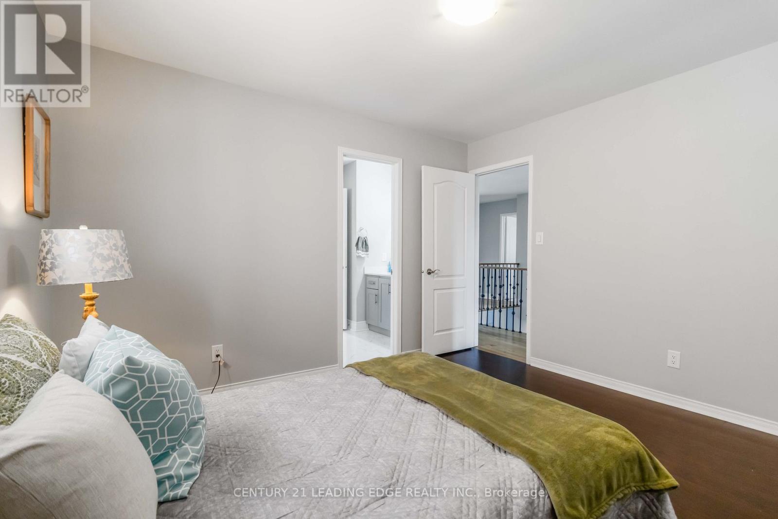 286 Fernforest Drive, Brampton, Ontario  L6R 1B6 - Photo 35 - W12457244
