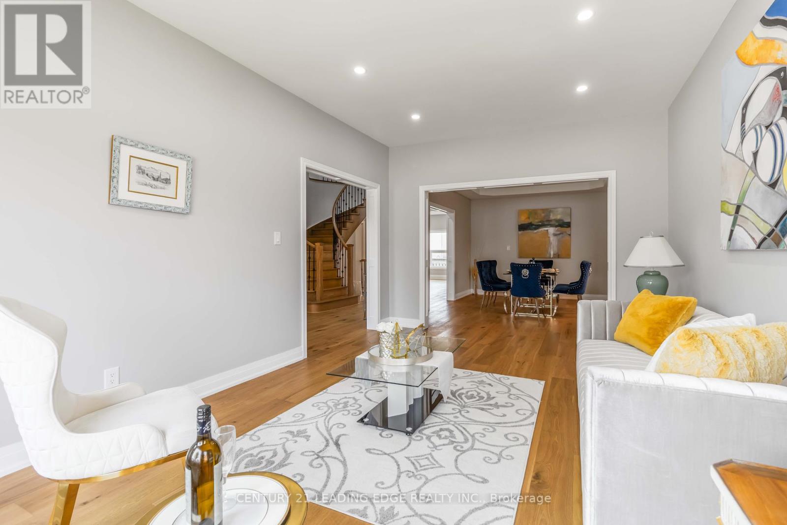 286 Fernforest Drive, Brampton, Ontario  L6R 1B6 - Photo 6 - W12457244