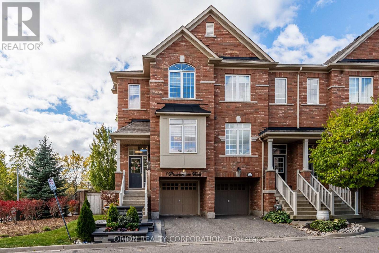 1 Promenade Trail, Halton Hills, Ontario  L7G 0G8 - Photo 1 - W12457268