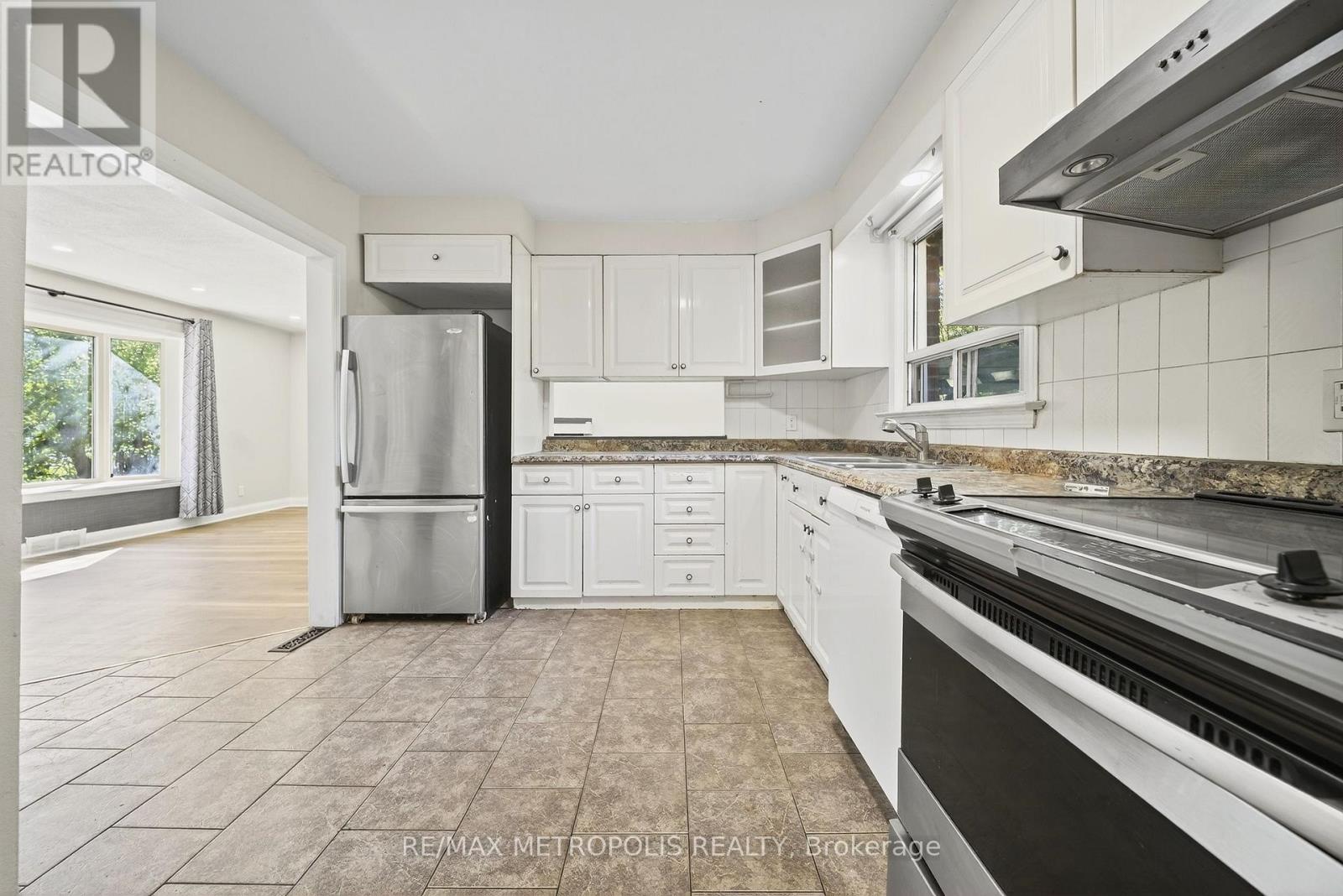 Main - 78 Harold Street, Brampton, Ontario  L6Y 1E4 - Photo 16 - W12457287