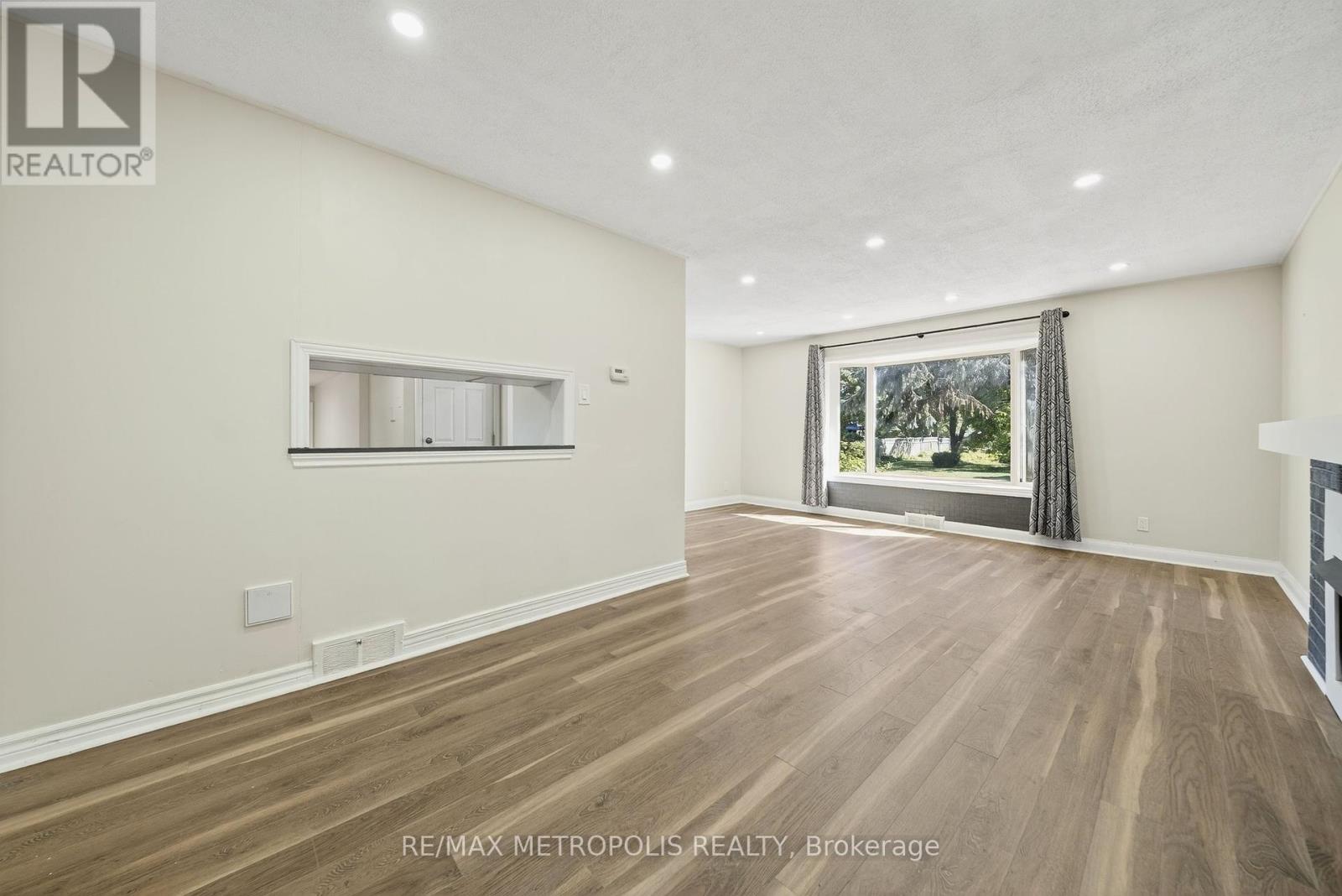 Main - 78 Harold Street, Brampton, Ontario  L6Y 1E4 - Photo 6 - W12457287