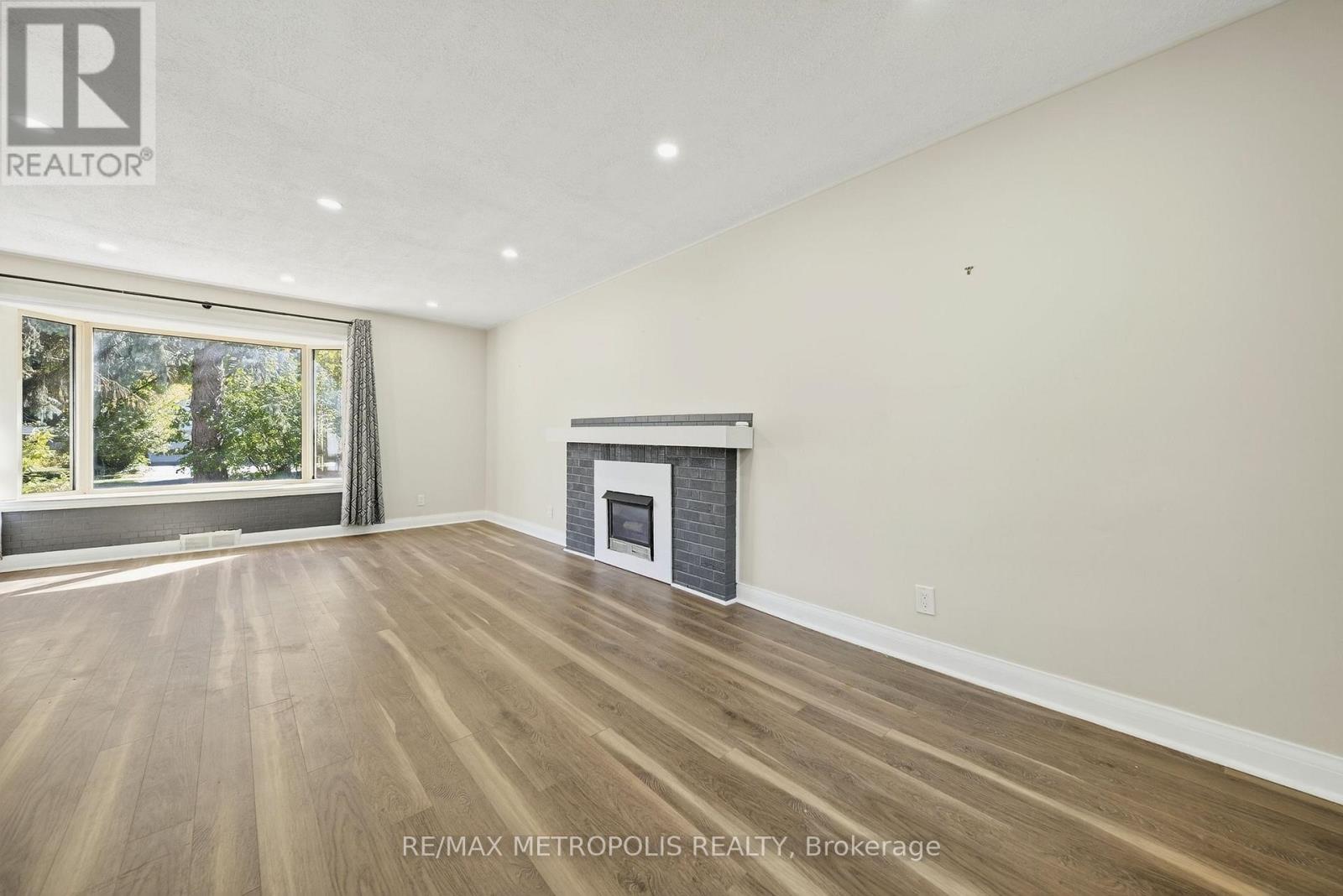 Main - 78 Harold Street, Brampton, Ontario  L6Y 1E4 - Photo 7 - W12457287