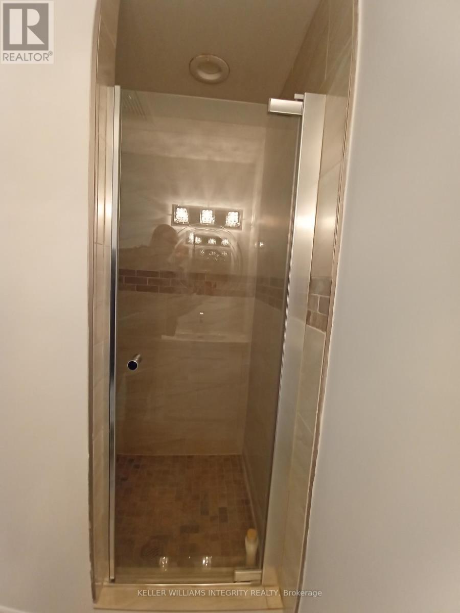 69 Kempster Avenue, Ottawa, Ontario  K2B 6M2 - Photo 17 - X12076387