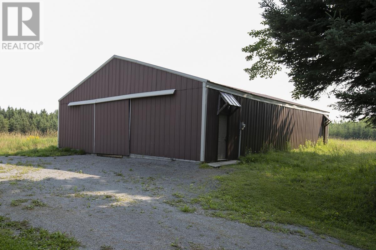618 Allens Side Rd, Sault Ste. Marie, Ontario  P6C 2Z3 - Photo 10 - SM252141