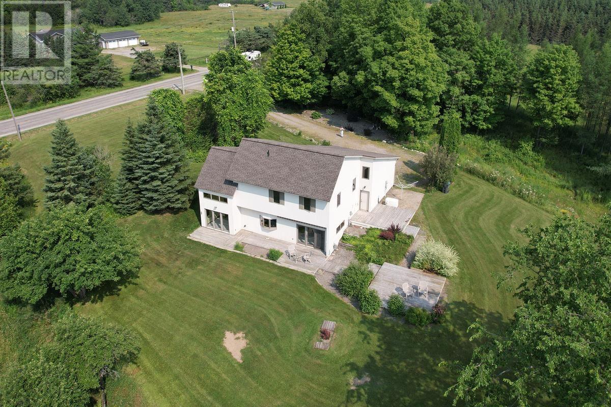 618 Allens Side Rd, Sault Ste. Marie, Ontario  P6C 2Z3 - Photo 14 - SM252141