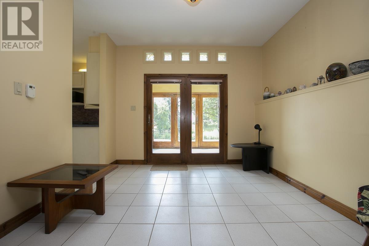 618 Allens Side Rd, Sault Ste. Marie, Ontario  P6C 2Z3 - Photo 22 - SM252141