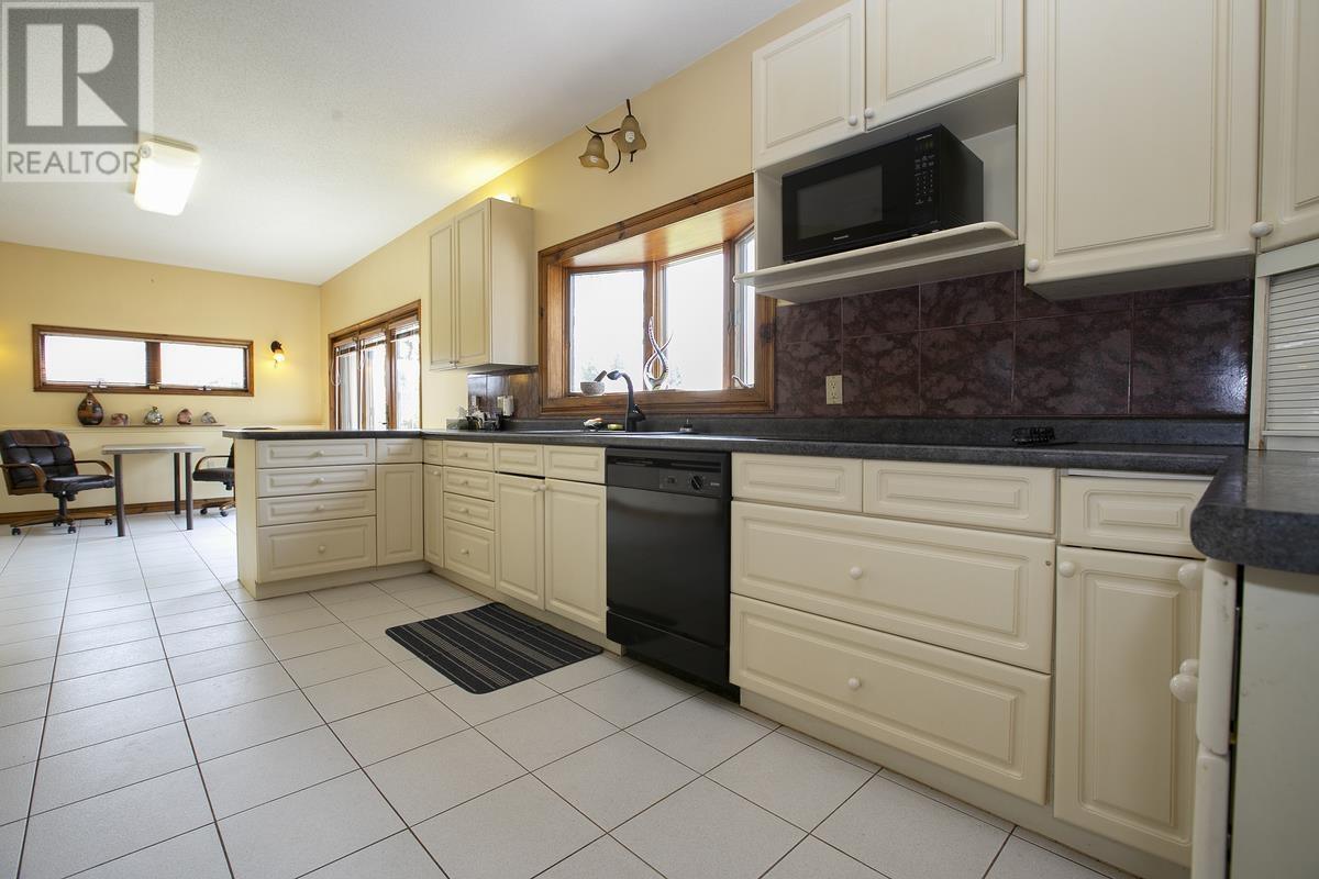 618 Allens Side Rd, Sault Ste. Marie, Ontario  P6C 2Z3 - Photo 27 - SM252141