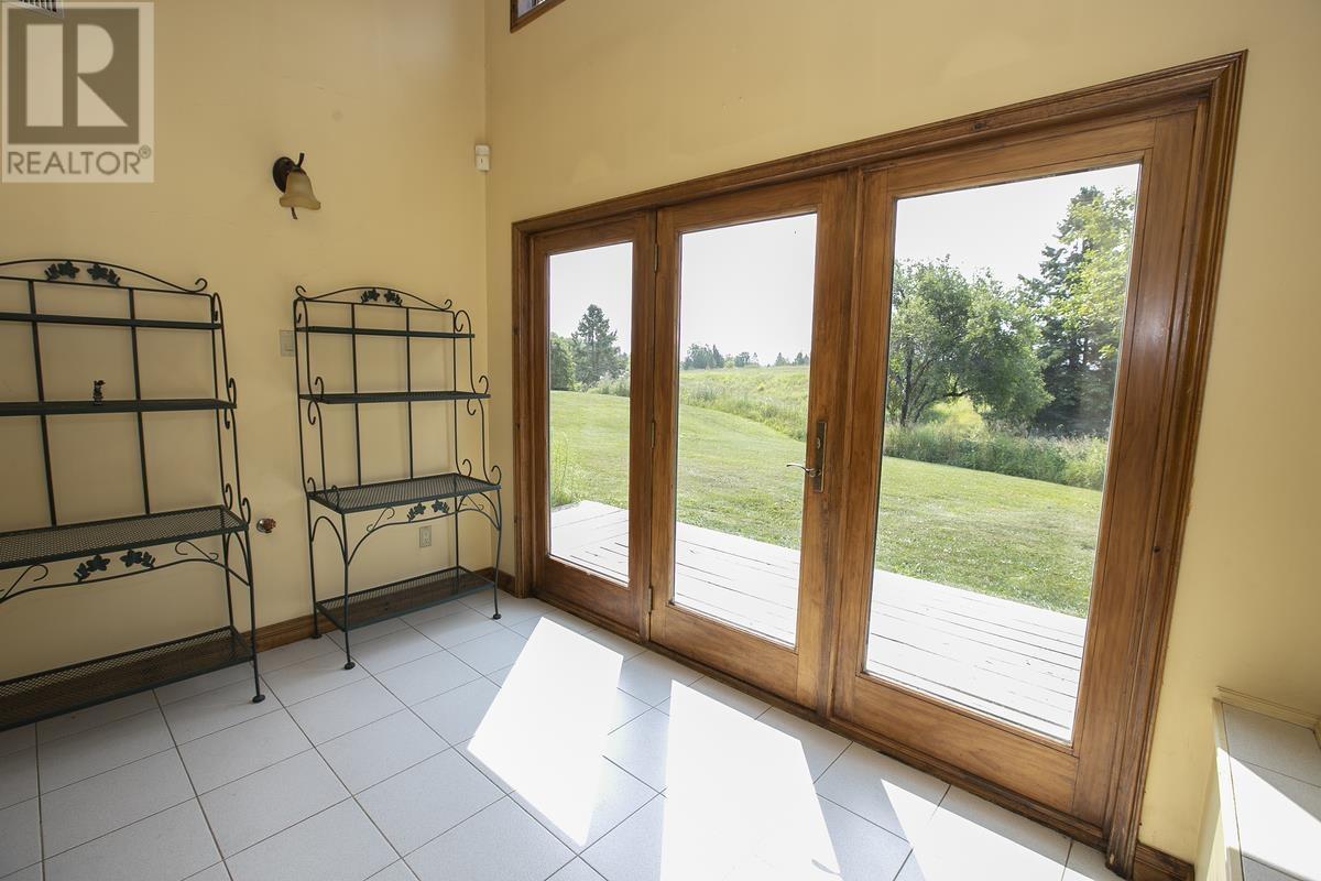 618 Allens Side Rd, Sault Ste. Marie, Ontario  P6C 2Z3 - Photo 25 - SM252141