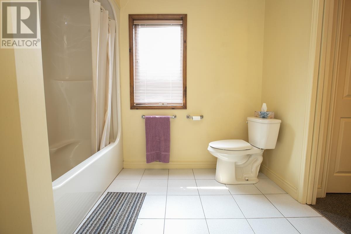 618 Allens Side Rd, Sault Ste. Marie, Ontario  P6C 2Z3 - Photo 43 - SM252141