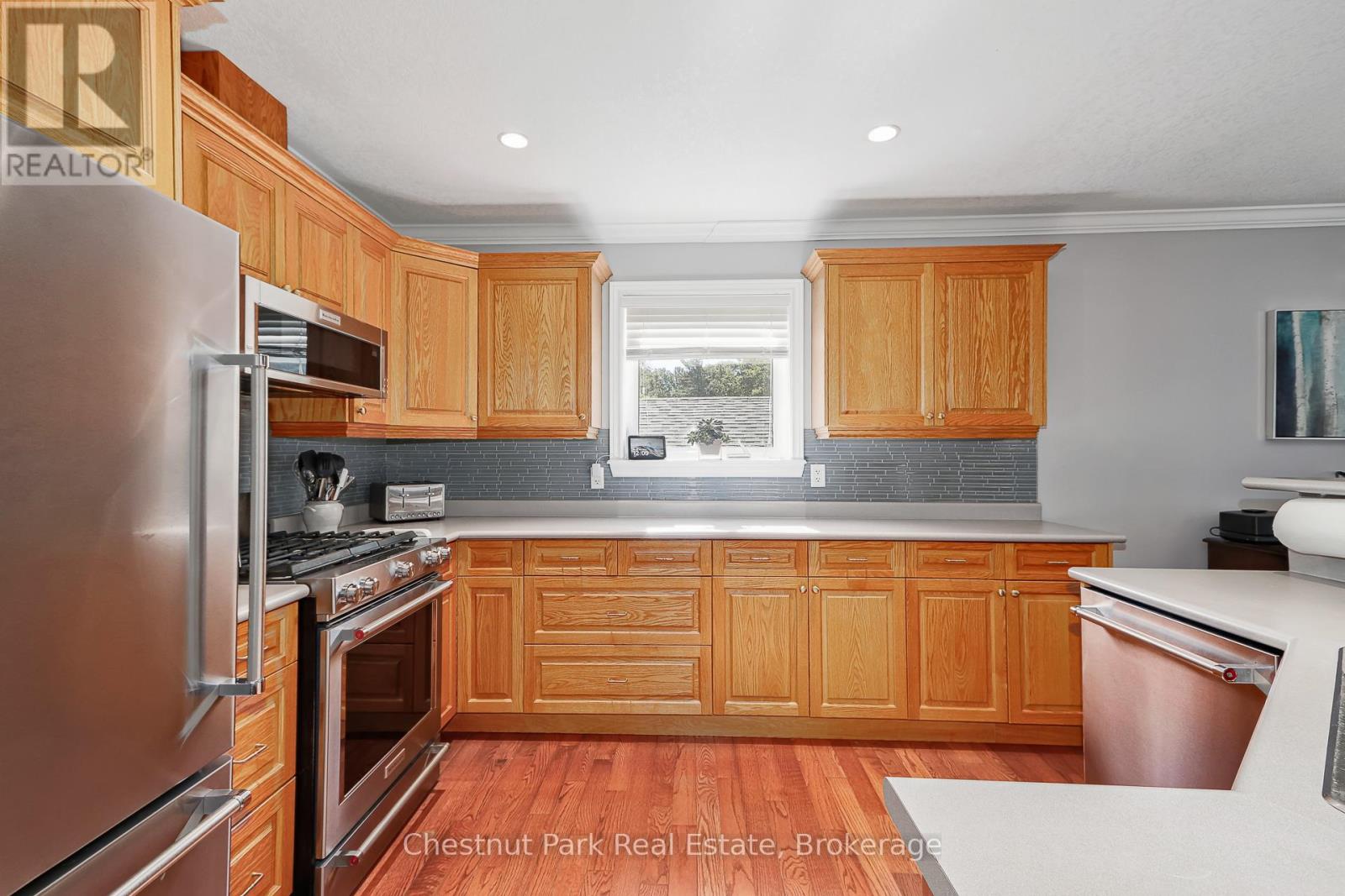 176 Melrose Avenue, Wasaga Beach, Ontario  L9Z 2T1 - Photo 16 - S12457379