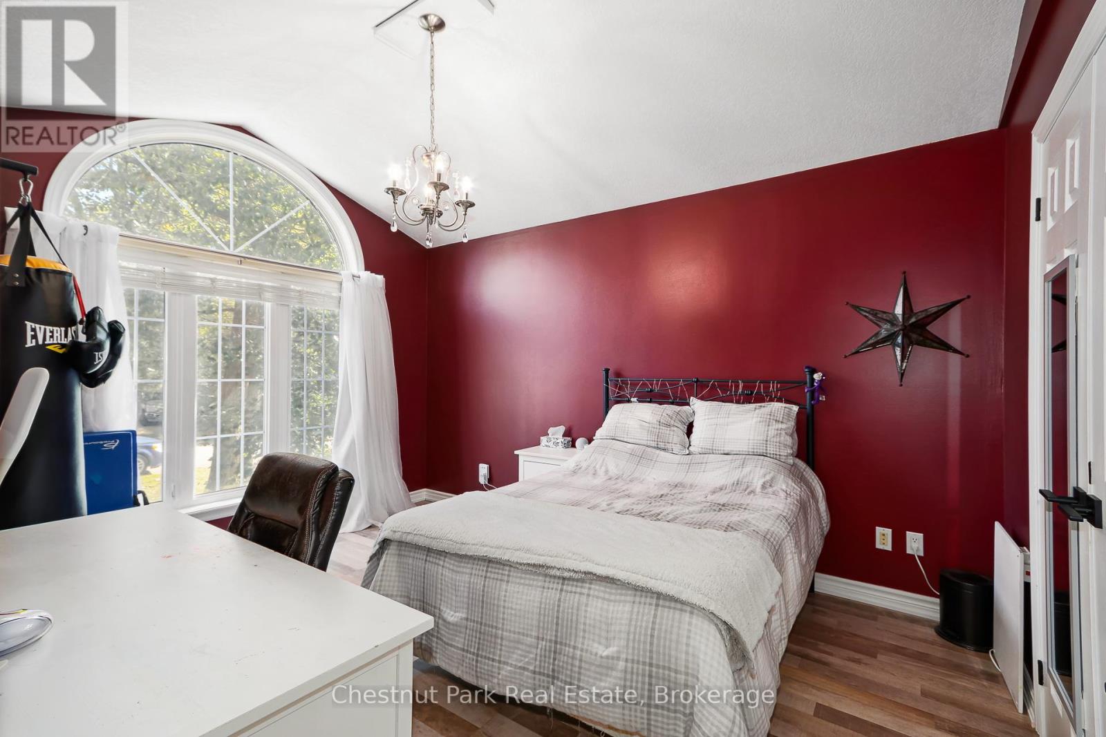176 Melrose Avenue, Wasaga Beach, Ontario  L9Z 2T1 - Photo 17 - S12457379