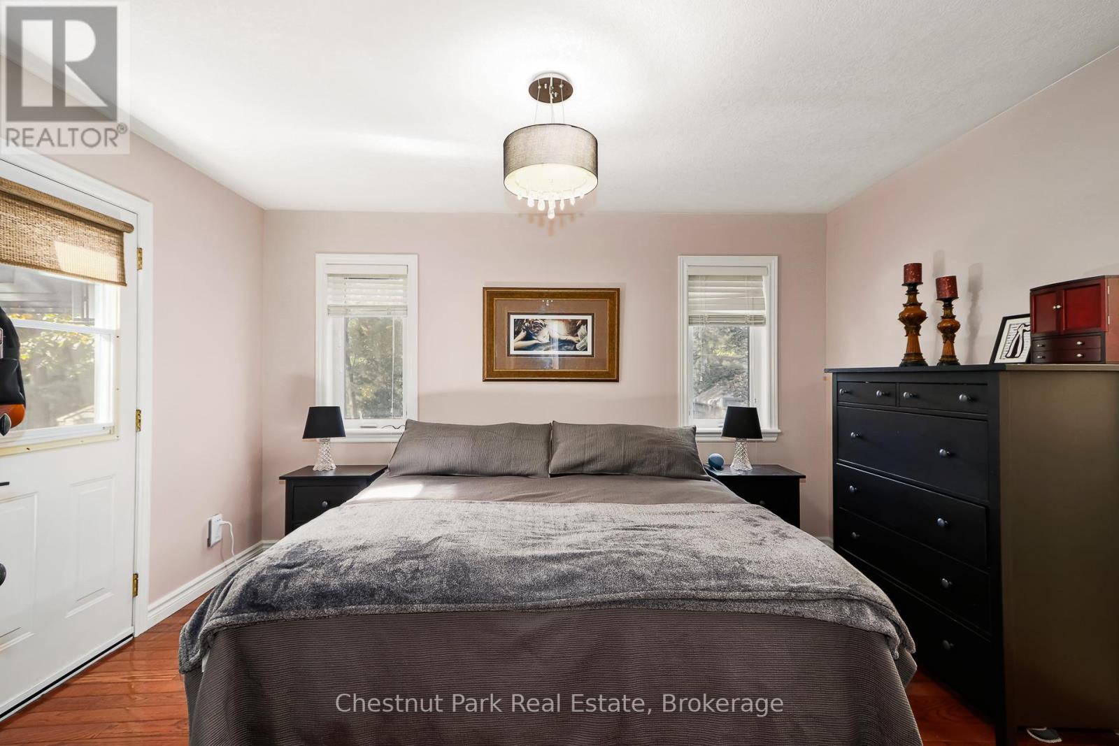 176 Melrose Avenue, Wasaga Beach, Ontario  L9Z 2T1 - Photo 19 - S12457379